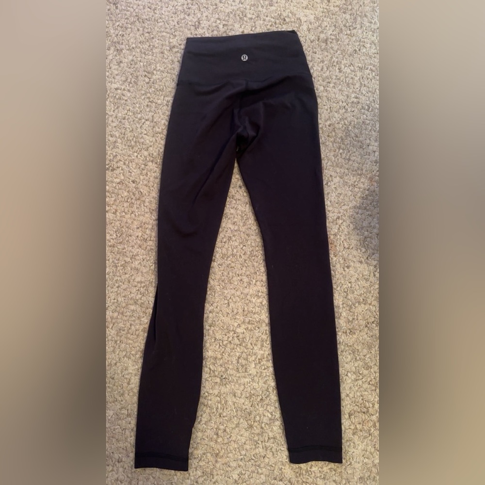 Size 2 lululemon leggings (black)